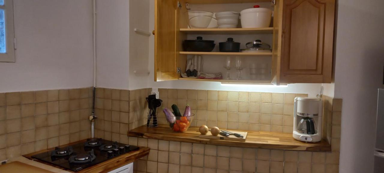 Appartement Et Sa Grande Terrasse En Rez De Jardin Сен-Агулф Екстериор снимка